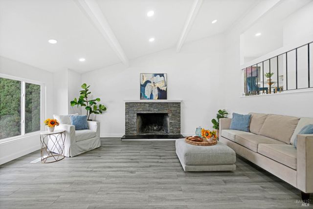 125 Skyline Ct, Vallejo, CA 94591