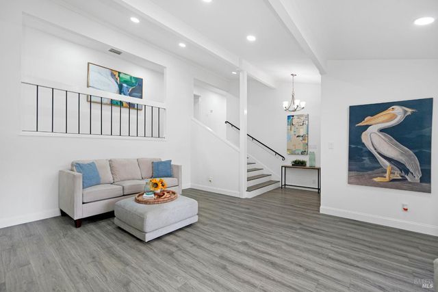 125 Skyline Ct, Vallejo, CA 94591