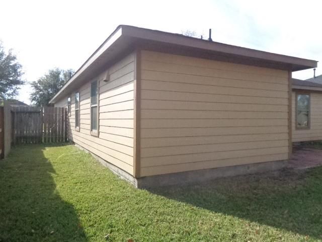 8002 Big Oak Drive, Texas City, TX 77591