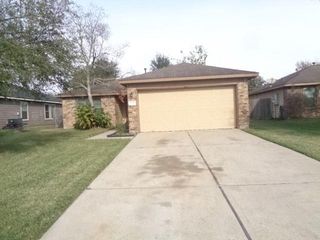 8002 Big Oak Drive, Texas City, TX 77591