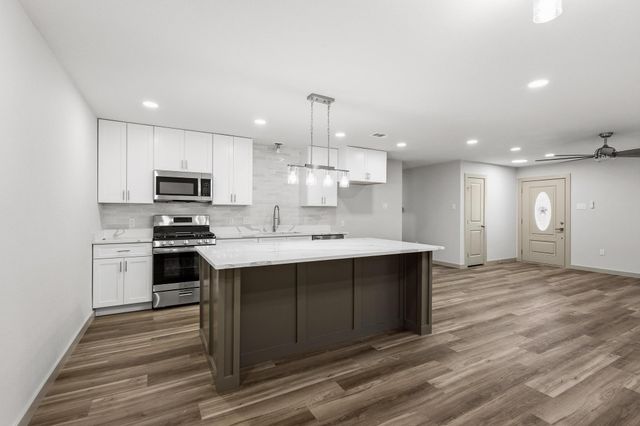 2401 Hillcrest Avenue, Greenville, TX 75402