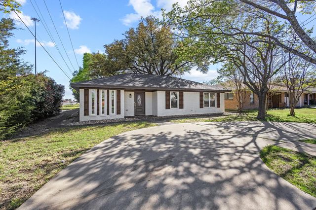 2401 Hillcrest Avenue, Greenville, TX 75402