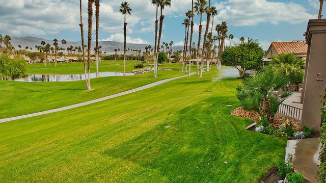 38612 Wisteria Drive, Palm Desert, CA 92211