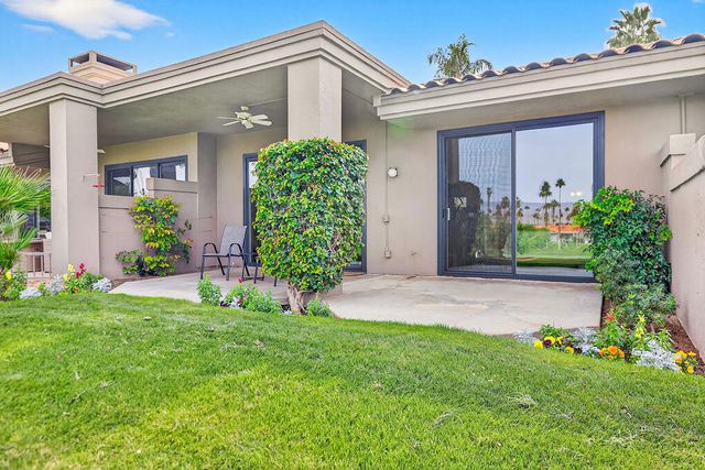 38612 Wisteria Drive, Palm Desert, CA 92211