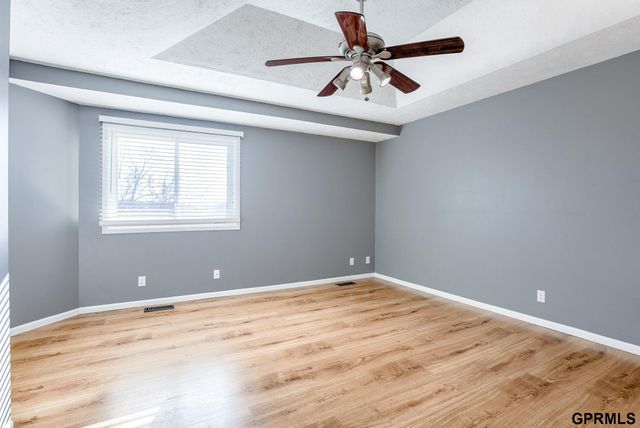 2413 Corn Drive, Papillion, NE 68046