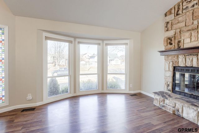 2413 Corn Drive, Papillion, NE 68046