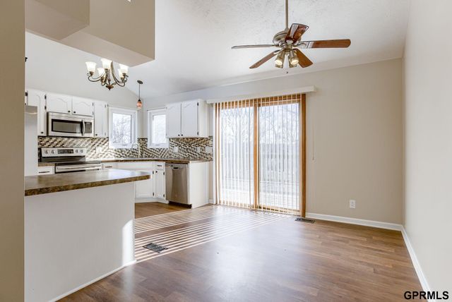 2413 Corn Drive, Papillion, NE 68046