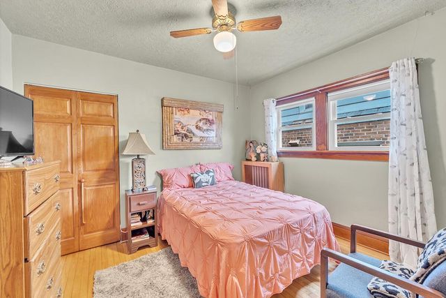 3406 S 15th PLACE, Milwaukee, WI 53215