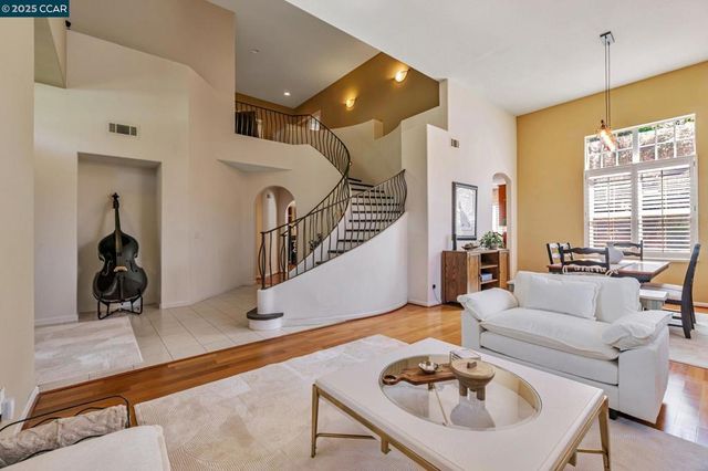 5023 Vesteny Ct, Antioch, CA 94531