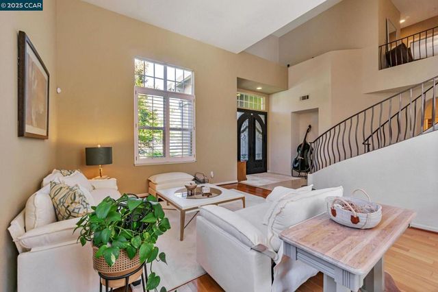 5023 Vesteny Ct, Antioch, CA 94531