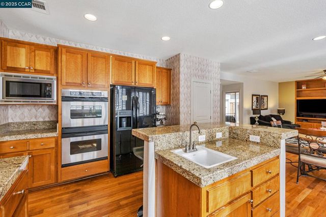 5023 Vesteny Ct, Antioch, CA 94531