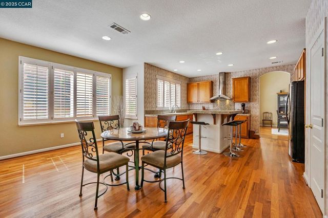 5023 Vesteny Ct, Antioch, CA 94531