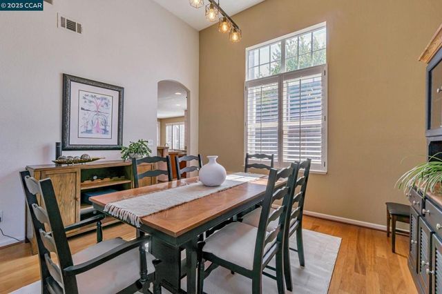 5023 Vesteny Ct, Antioch, CA 94531