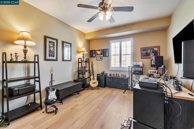 5023 Vesteny Ct, Antioch, CA 94531