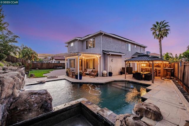 5023 Vesteny Ct, Antioch, CA 94531