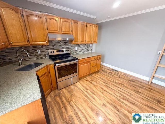 901 Reynolds Street, Easton, PA 18042