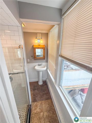 901 Reynolds Street, Easton, PA 18042