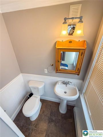 901 Reynolds Street, Easton, PA 18042