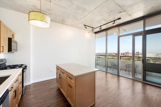 1720 S Michigan Avenue 1712, Chicago, IL 60616