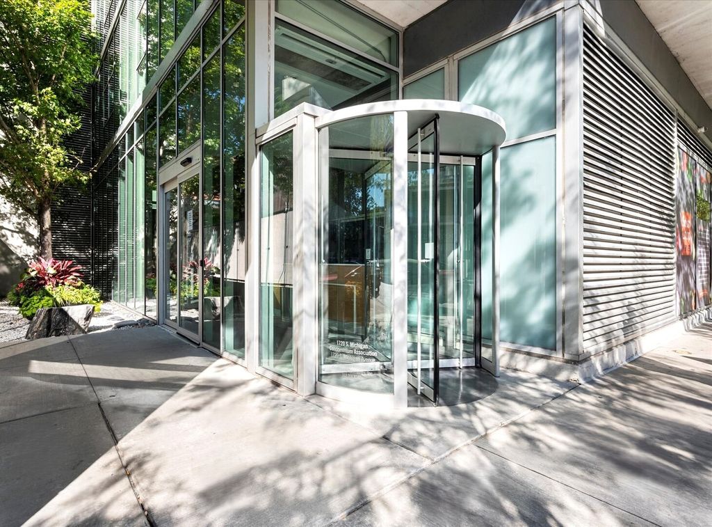 1720 S Michigan Avenue 1712, Chicago, IL 60616