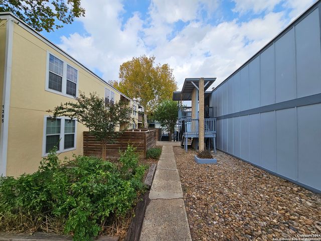 1305 E Mulberry Ave Apt 6, San Antonio, TX 78209