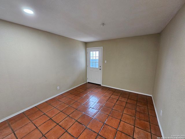 1305 E Mulberry Ave Apt 6, San Antonio, TX 78209