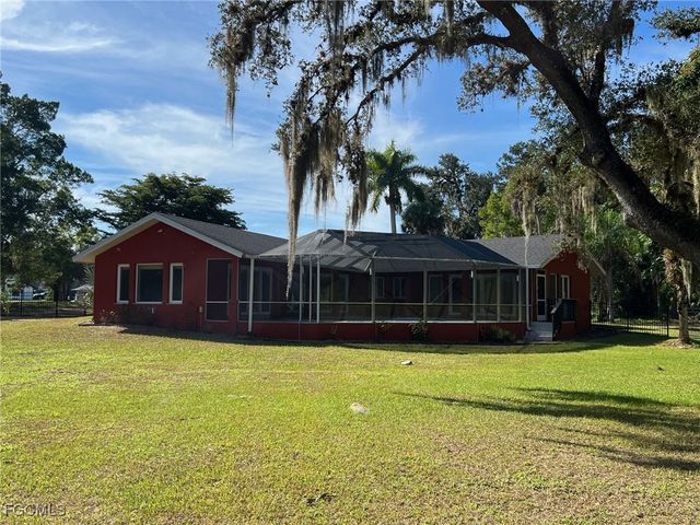 13191 Idylwild Farm RD, Fort Myers, FL 33905