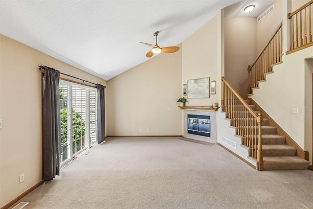 686 SE Williams Court, Waukee, IA 50263
