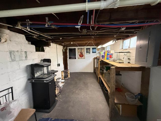 1747 Linden Avenue, Mishawaka, IN 46544