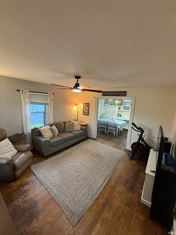 1747 Linden Avenue, Mishawaka, IN 46544
