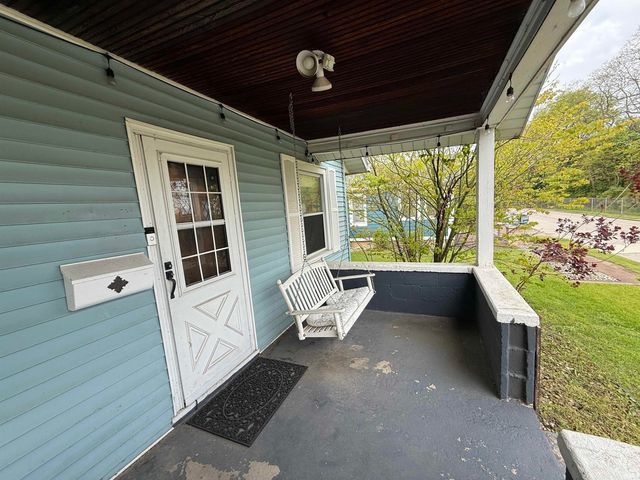 1747 Linden Avenue, Mishawaka, IN 46544
