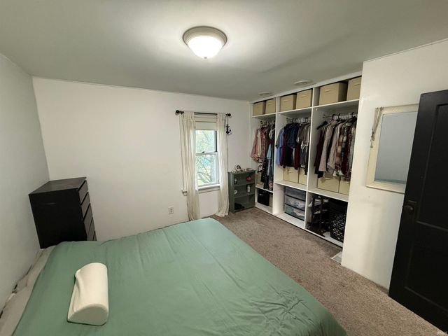 1747 Linden Avenue, Mishawaka, IN 46544