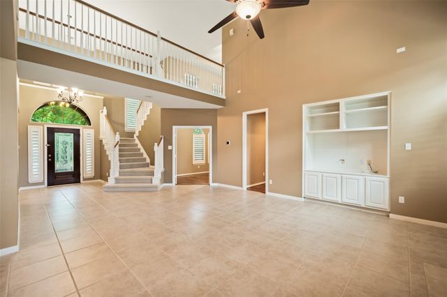 10 Dove Trace Circle, The Woodlands, TX 77382