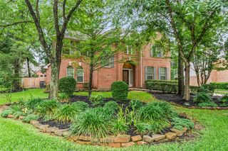 10 Dove Trace Circle, The Woodlands, TX 77382