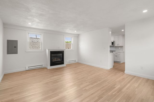 85 School Street 3, Boston, MA 02129