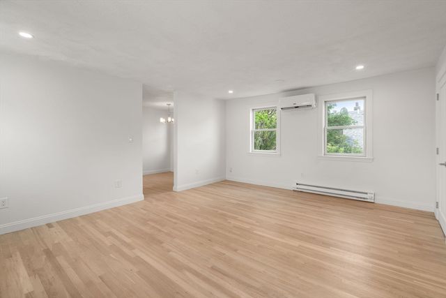 85 School Street 3, Boston, MA 02129