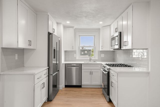 85 School Street 3, Boston, MA 02129