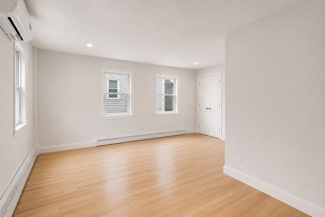 85 School Street 3, Boston, MA 02129