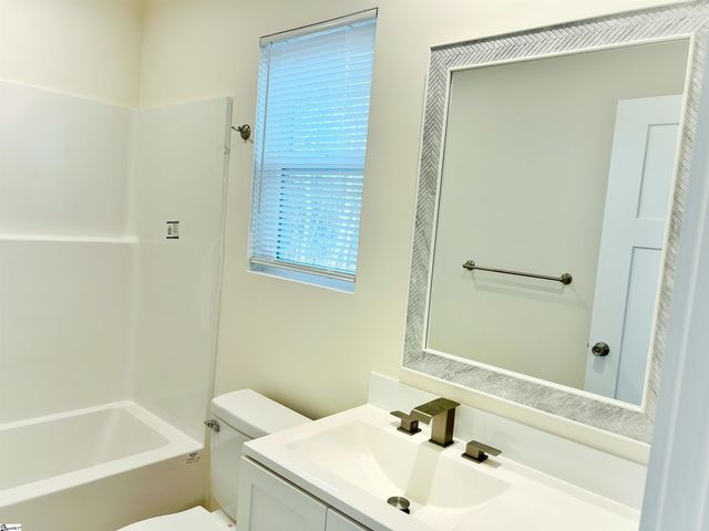 107 Everest Drive, Inman, SC 29349