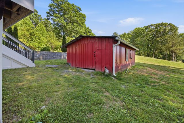 458 County Rd 134, Athens, TN 37303