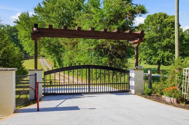 458 County Rd 134, Athens, TN 37303