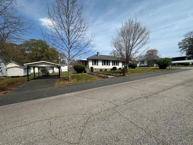 616 McArthur Street, Chesnee, SC 29323