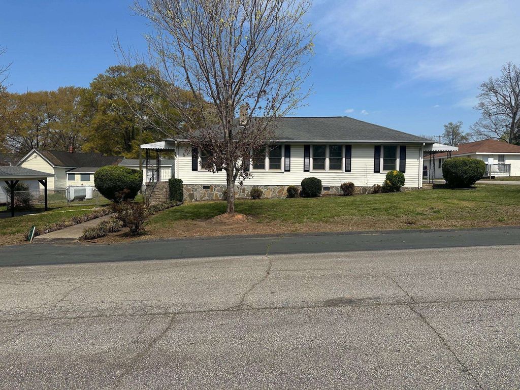 616 McArthur Street, Chesnee, SC 29323