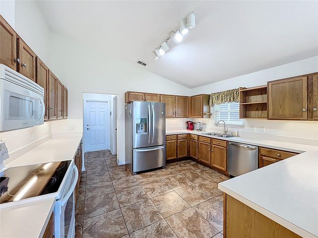 4822 SAWGRASS LAKE CIRCLE, Leesburg, FL 34748