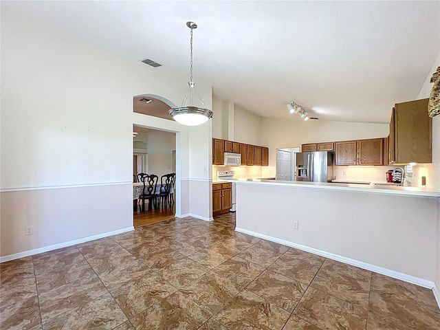 4822 SAWGRASS LAKE CIRCLE, Leesburg, FL 34748