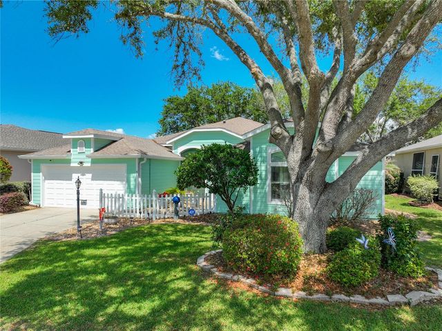 4822 SAWGRASS LAKE CIRCLE, Leesburg, FL 34748