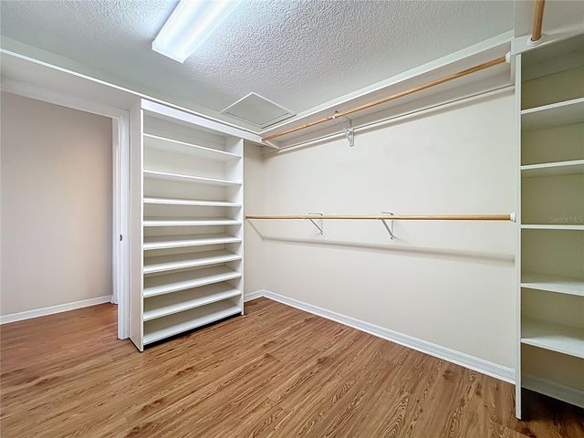 4822 SAWGRASS LAKE CIRCLE, Leesburg, FL 34748