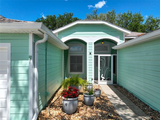 4822 SAWGRASS LAKE CIRCLE, Leesburg, FL 34748