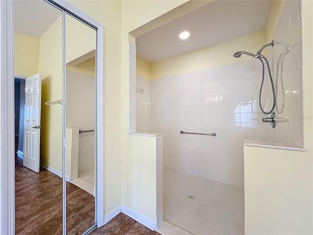 4822 SAWGRASS LAKE CIRCLE, Leesburg, FL 34748