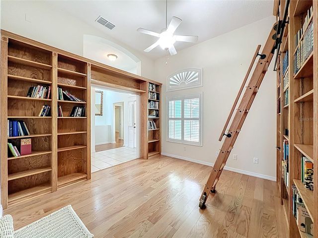 4822 SAWGRASS LAKE CIRCLE, Leesburg, FL 34748